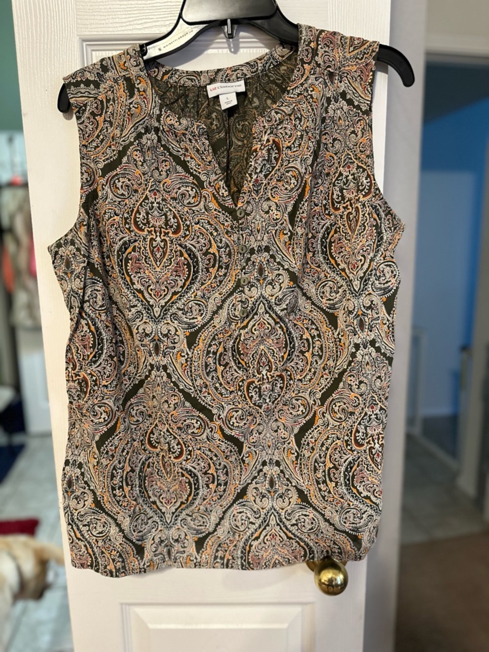 Liz Claiborne Olive Paisley Sleeveless V-Neck Camisole